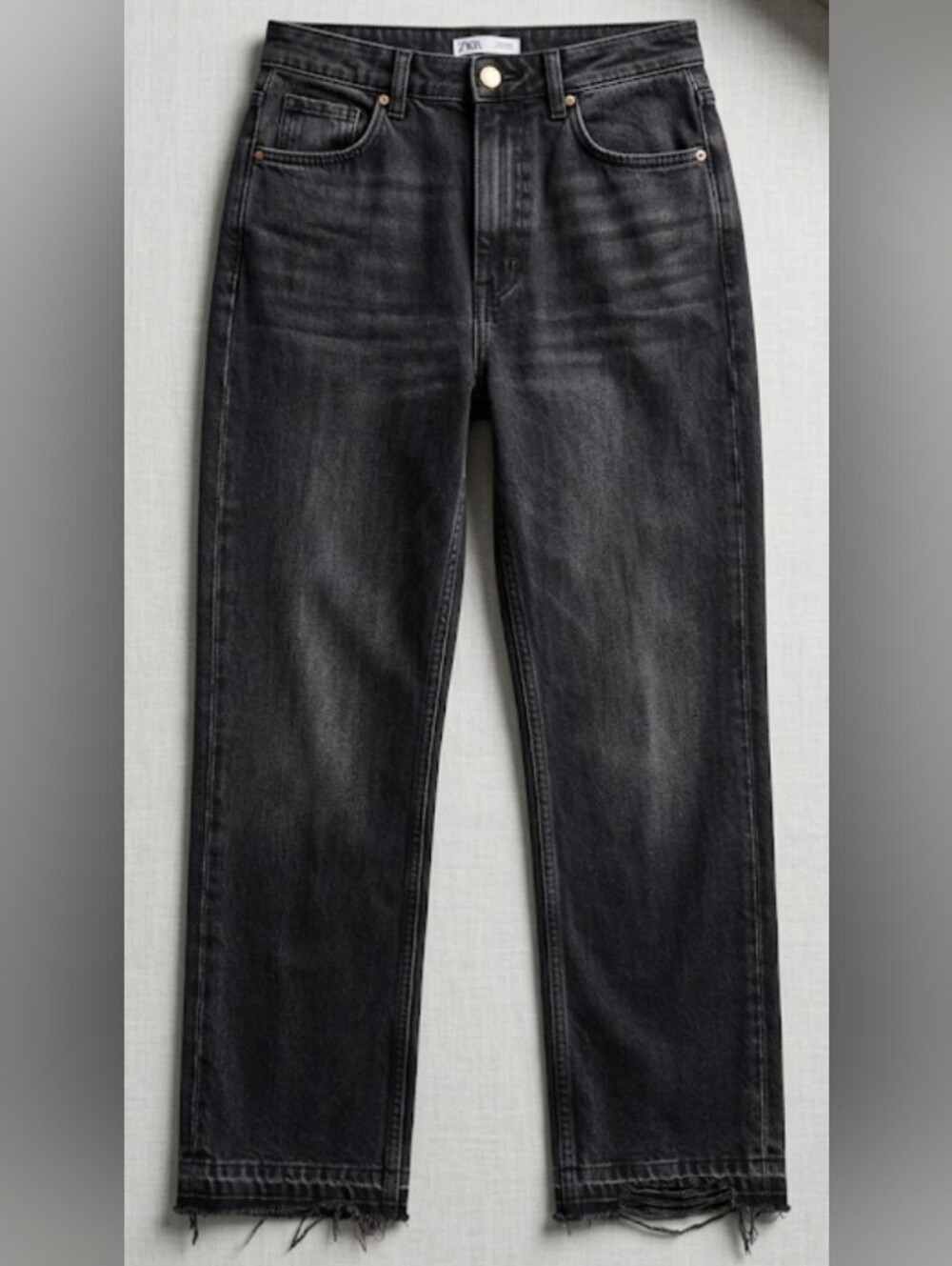 High-Rise Straight Jeans in Washed Black W/Distressed Hem (Sz 6) Street Acubi